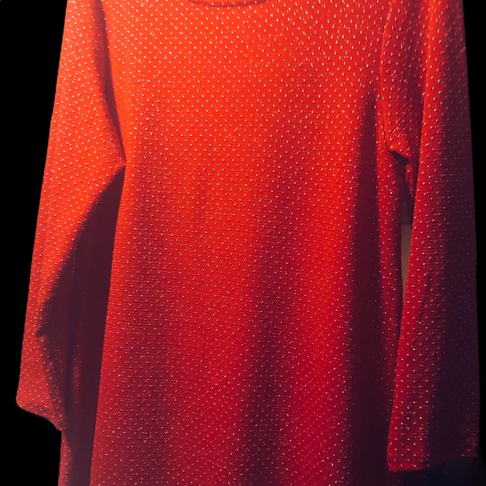Gorgeous RUBY RED ladies tunic top with Necklace. (NWT) - Picture 5 of 9